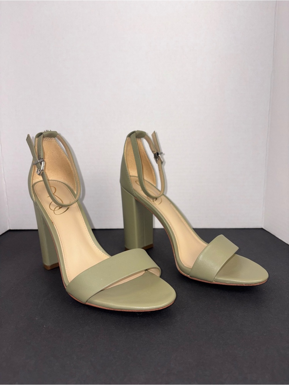 Olive Green High Block Heel Ankle Strap Sandal Sam Edelman Size 8